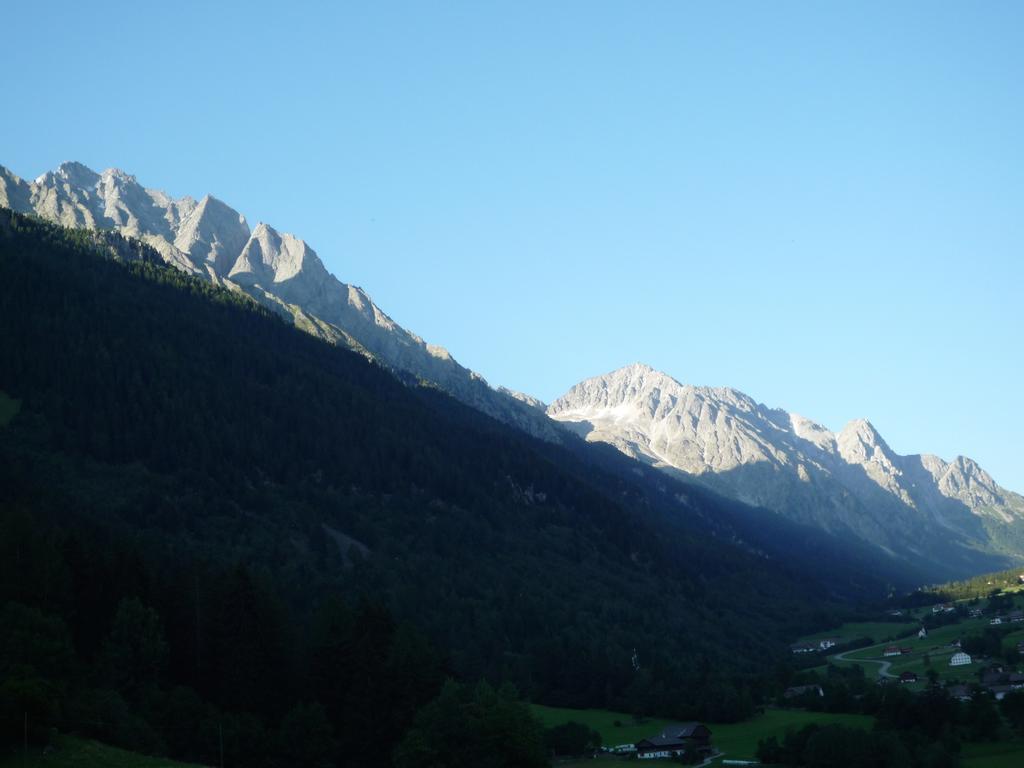 Апартаменты Mansarda Dolomiti Разун-ди-Сопра Экстерьер фото