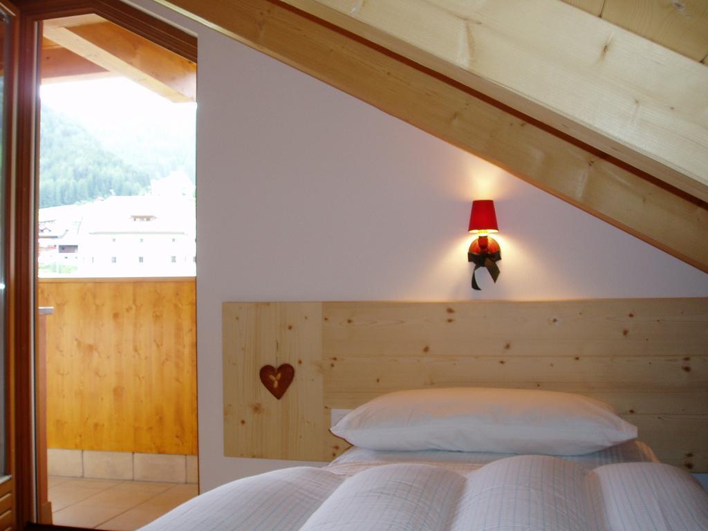 Апартаменты Mansarda Dolomiti Разун-ди-Сопра Экстерьер фото